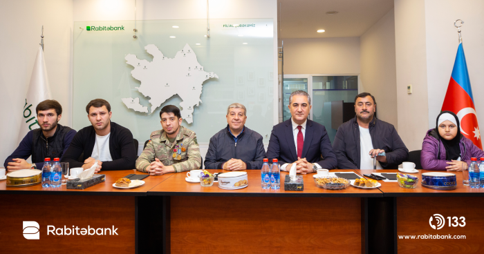 Rabitəbank rəhbərliyi qazi və şəhid ailələri ilə görüş keçirdi - FOTOLAR